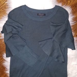 Emerald dress with pemplum sleeves